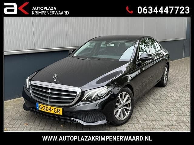 Zwart Gebruikt 2019 Mercedes E200 Sedan | € 20.950 (Super prijs) - Afbeelding 1/4