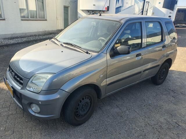 Grijs Gebruikt 2008 Subaru Justy Hatchback | € 500 (Goede deal) - Afbeelding 1/4