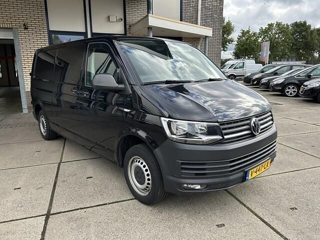 Zwart Gebruikt 2018 VW T6 Highline Van | € 11.350 (Super prijs) - Afbeelding 1/4