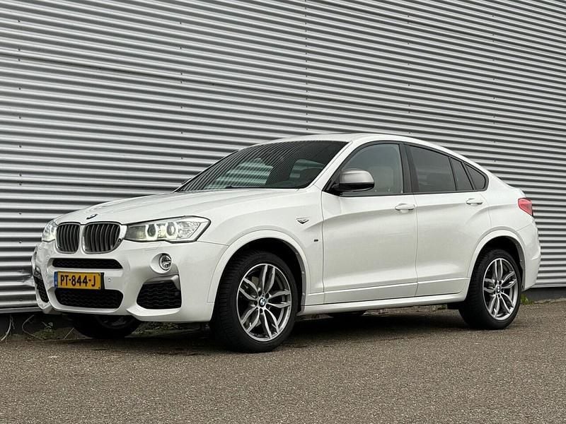 Wit Gebruikt 2017 BMW X4 Executive SUV | € 27.940 (Goede deal) - Afbeelding 1/4