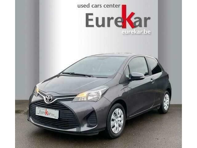 Occasion Toyota Yaris Life 69 PK (50 kW) 2016 Grijs Sedan