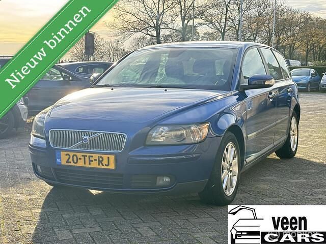 Blauw Occasion 2006 Volvo V50 Stationwagen | € 1.650 (Eerlijke prijs) - Afbeelding 1/4