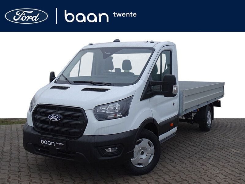 Wit Nieuw 2024 Ford Transit Trend Van | € 39.900 - Afbeelding 1/4
