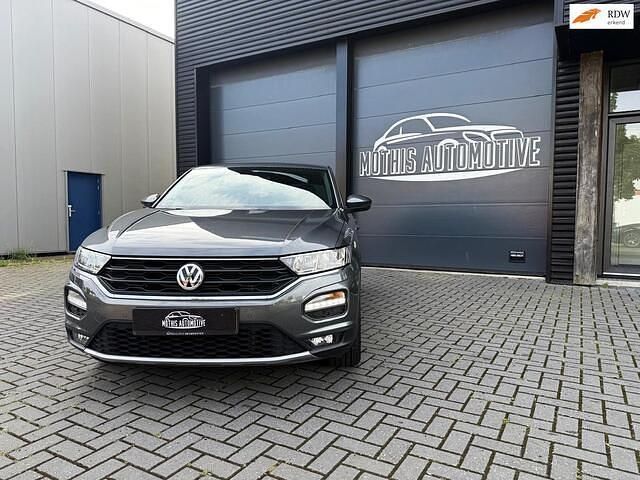 Grijs Gebruikt 2018 VW T-Roc Sport SUV | € 20.450 (Goede deal) - Afbeelding 1/4
