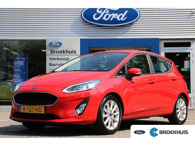 Rood Gebruikt 2021 Ford Fiesta Titanium Hatchback | € 11.900 (Goede deal) - Afbeelding 1/4