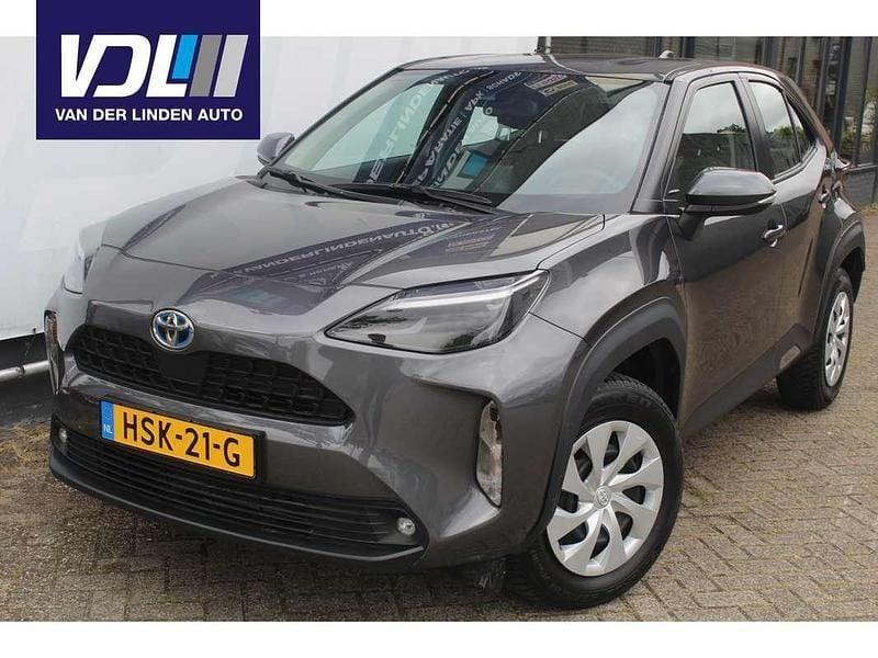 Grijs Gebruikt 2023 Toyota Yaris Cross Active SUV | € 24.500 (Super prijs) - Afbeelding 1/4
