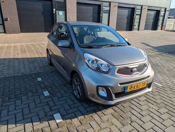 Occasion 2013 Kia Picanto Hatchback | € 3.995 (Goede deal) - Afbeelding 1/4