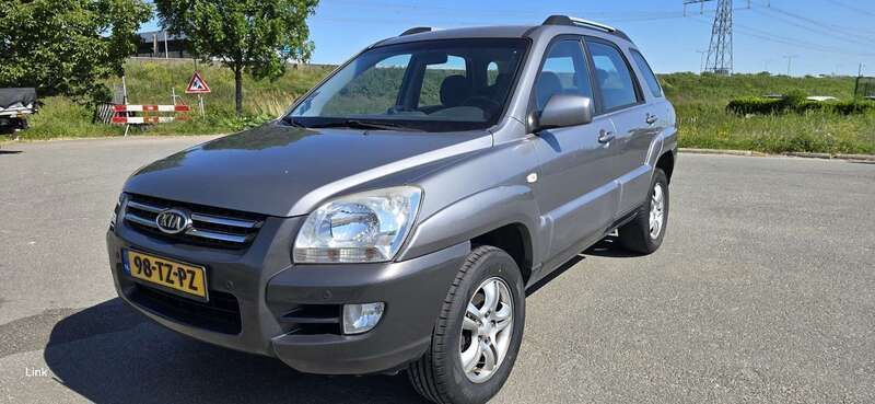 Grijs Gebruikt 2007 Kia Sportage SUV | € 4.500 (Eerlijke prijs) - Afbeelding 1/4