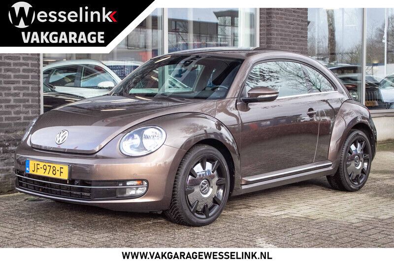 Bruin Gebruikt 2016 VW Beetle Design Hatchback | € 9.900 (Goede deal) - Afbeelding 1/4