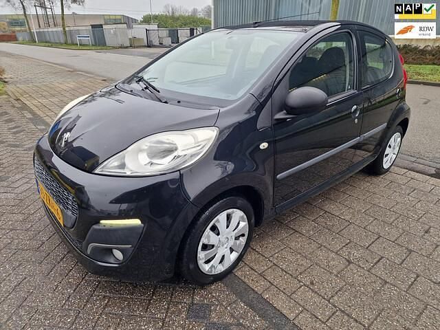 Occasion Peugeot 107 Active 68 PK (50 kW) 2012 Zwart Hatchback