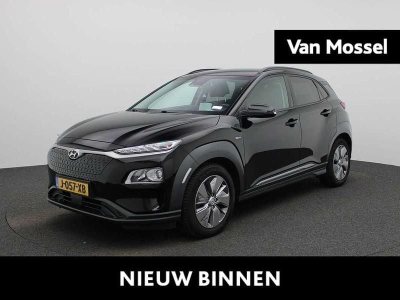 Zwart Occasion 2020 Hyundai Kona SUV | € 15.400 (Goede deal) - Afbeelding 1/4