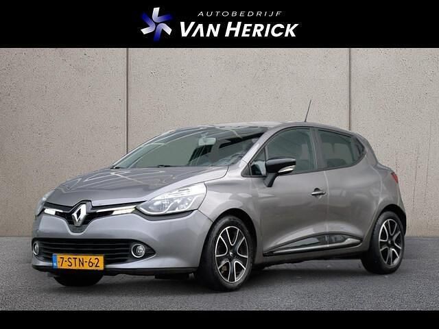 Grijs Gebruikt 2013 Renault Clio IV Expression Hatchback | € 6.445 (Eerlijke prijs) - Afbeelding 1/4