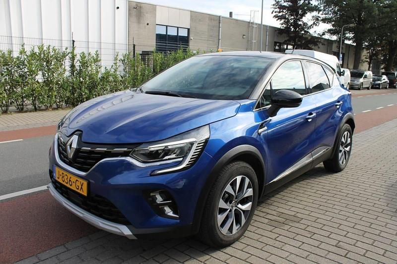 Blauw Gebruikt 2020 Renault Captur Intens SUV | € 12.650 (Eerlijke prijs) - Afbeelding 1/4
