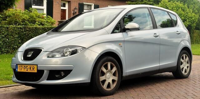 Blauw Gebruikt 2004 Seat Altea Stylance MPV | € 2.350 (Iets duurder) - Afbeelding 1/4