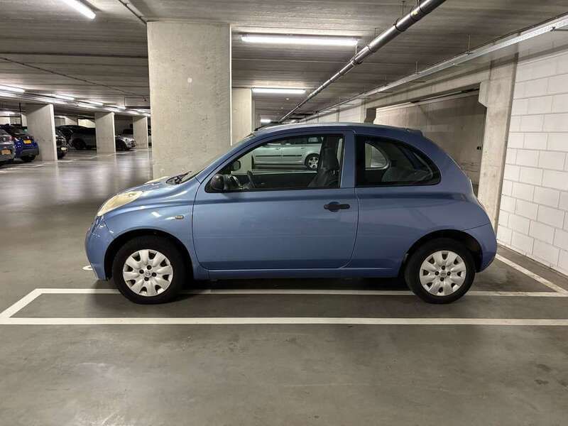 Blauw Gebruikt 2005 Nissan Micra Basis Hatchback | € 2.000 (Eerlijke prijs) - Afbeelding 1/4