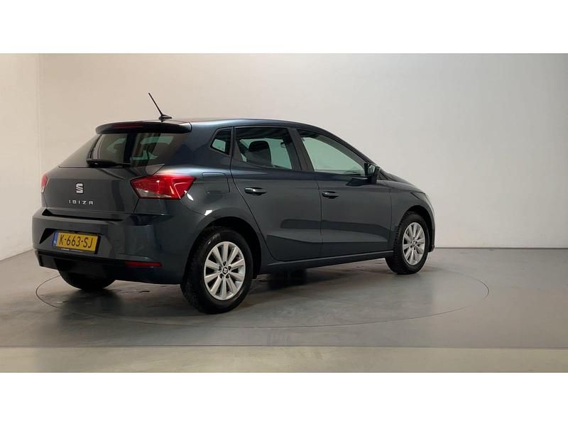 Occasion Seat Ibiza Business 95 PK (69 kW) 2021 Grijs Hatchback
