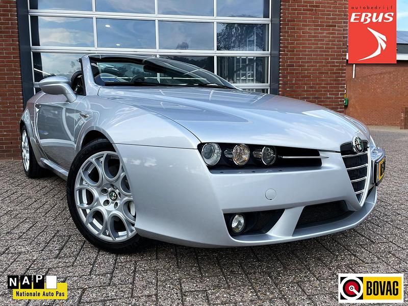 Grijs Gebruikt 2008 Alfa Romeo Spider Cabriolet | € 26.750 - Afbeelding 1/4