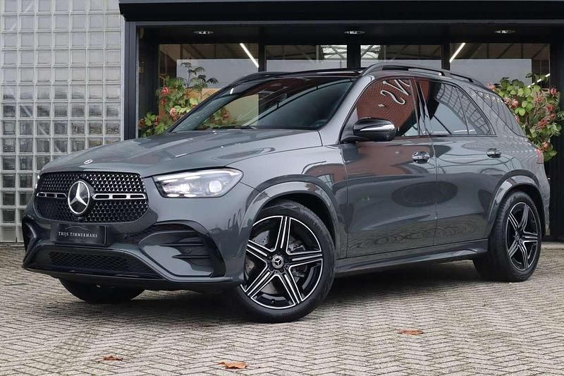 Grijs Gebruikt 2025 Mercedes GLE450 AMG AMG line SUV | € 149.500 - Afbeelding 1/4