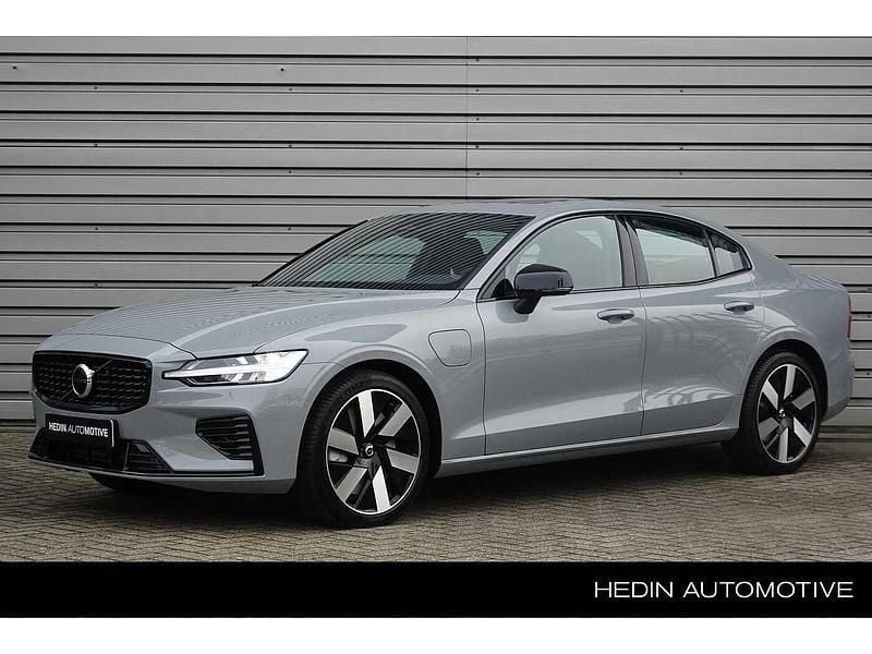 Grijs Gebruikt 2019 Volvo S60 Plus Sedan | € 49.995 (Iets duurder) - Afbeelding 1/4