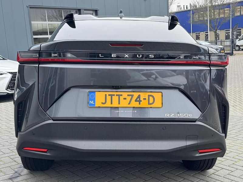 Nieuw Lexus RZ 350e Luxury Line 22 kW (30 PK) 2026 Grijs SUV
