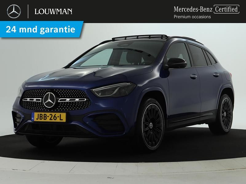 Blauw Gebruikt 2024 Mercedes GLA250 AMG SUV | € 52.945 (Duur) - Afbeelding 1/4