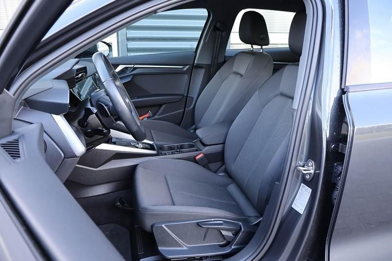 Occasion Audi A3 Sportback Proline 110 PK (80 kW) 2023 Grijs (metallic) Hatchback