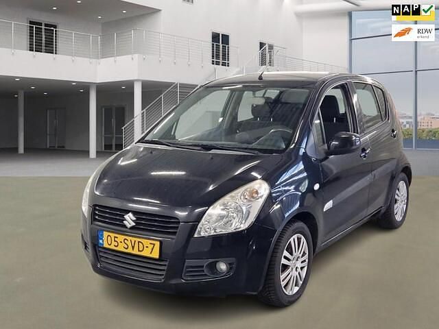 Zwart Gebruikt 2011 Suzuki Splash Exclusive Hatchback | € 3.399 (Eerlijke prijs) - Afbeelding 1/4