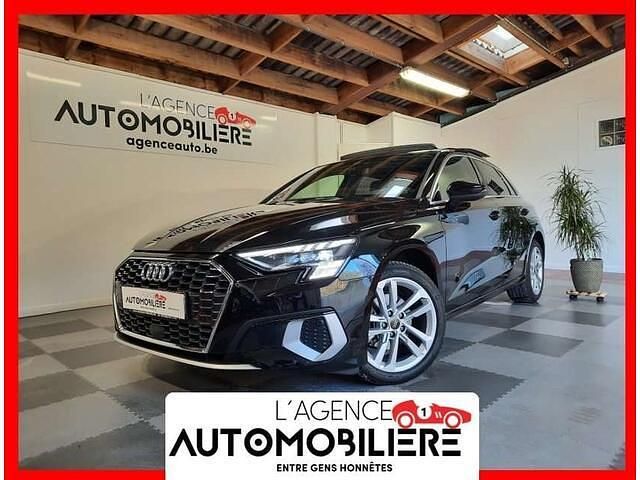 Zwart Gebruikt 2022 Audi A3 Sedan | € 29.990 (Eerlijke prijs) - Afbeelding 1/4