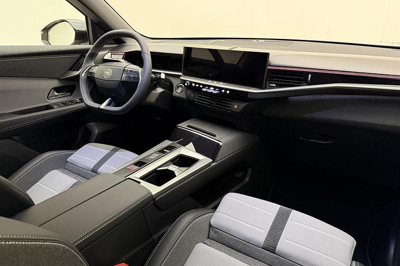 Occasion Opel Grandland Electric Business Edition 156 kW (213 PK) 2025 Bruin SUV