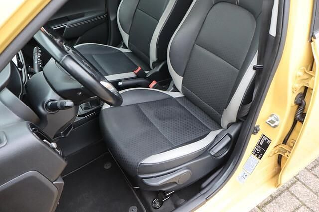 Occasion Kia Picanto 67 PK (49 kW) 2018 Geel (metallic) Hatchback