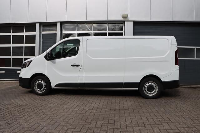 Wit Gebruikt 2023 Renault Trafic Van | € 21.950 (Eerlijke prijs) - Afbeelding 1/4
