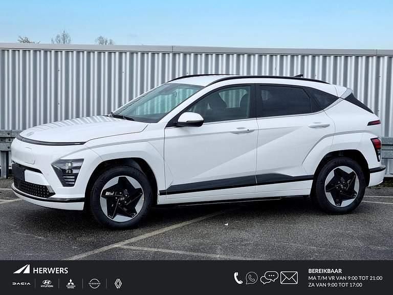 Atlas white Nieuw 2025 Hyundai Kona SUV | € 32.435 (Super prijs) - Afbeelding 1/4
