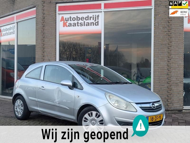 Grijs (metallic) Gebruikt 2008 Opel Corsa Business Hatchback | € 998 (Super prijs) - Afbeelding 1/4