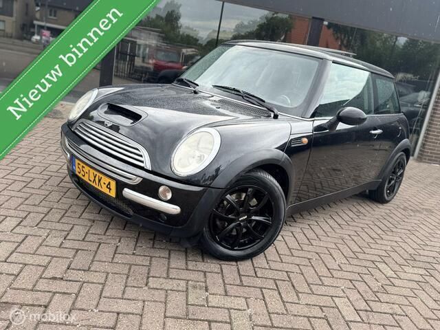 Zwart Gebruikt 2004 Mini Cooper Pepper Hatchback | € 1.990 - Afbeelding 1/4