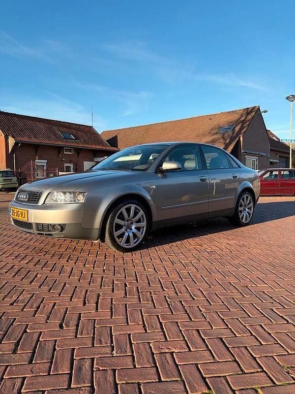 Occasion Audi A4 Exclusive 131 PK (96 kW) 2002 Grijs Sedan