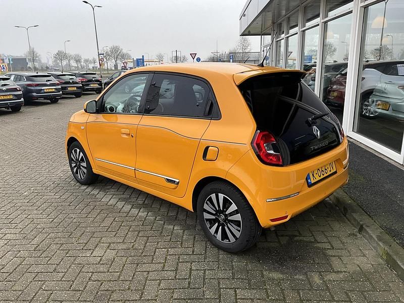 Occasion Renault Twingo Intens 65 PK (47 kW) 2021 Geel Hatchback