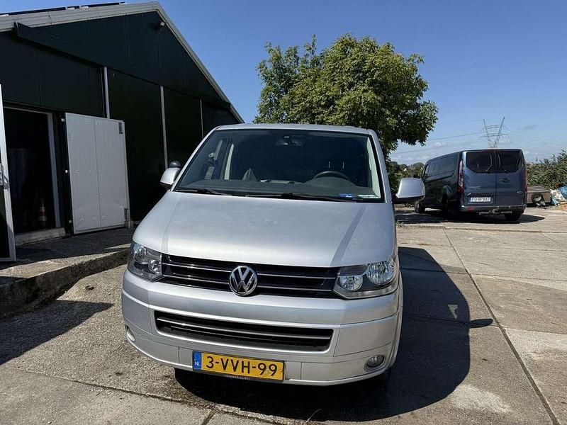 Grijs Gebruikt 2012 VW T5 Van | € 14.990 - Afbeelding 1/4