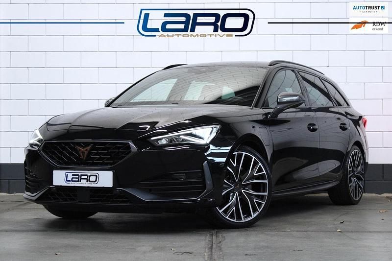 Zwart Gebruikt 2021 Cupra Leon VZ2 Stationwagen | € 24.900 (Eerlijke prijs) - Afbeelding 1/4