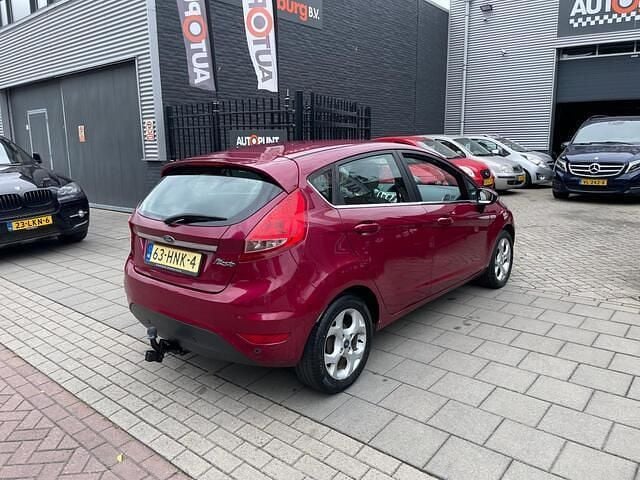 Occasion Ford Fiesta Titanium 97 PK (71 kW) 2009 Paars Hatchback