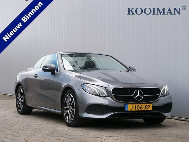 Grijs Gebruikt 2018 Mercedes E200 Premium Cabriolet | € 34.845 (Goede deal) - Afbeelding 1/4