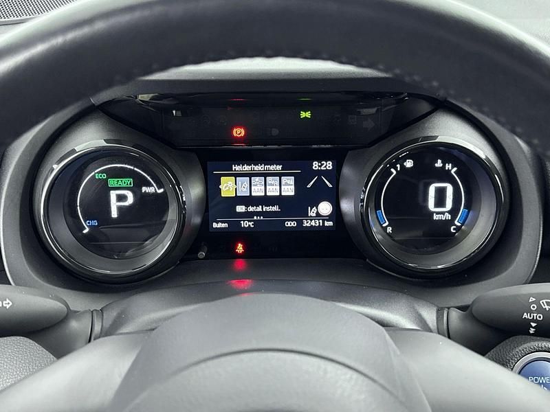 Occasion Toyota Yaris Executive 116 PK (85 kW) 2022 Rood Hatchback