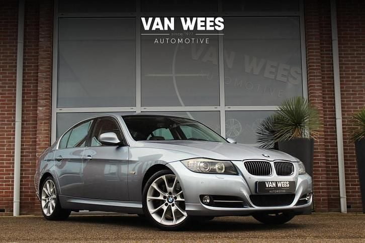 Blauw, metallic lak Gebruikt 2008 BMW 335 Executive Sedan | € 13.950 (Eerlijke prijs) - Afbeelding 1/3