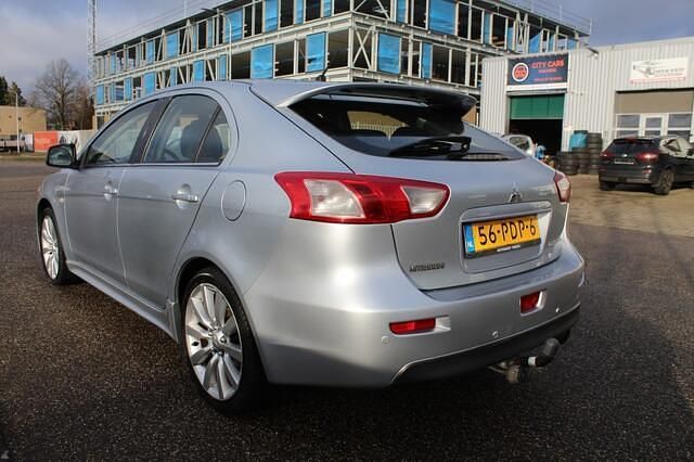 Occasion Mitsubishi Lancer Sportback Intense 143 PK (105 kW) 2011 Grijs (metallic) Hatchback