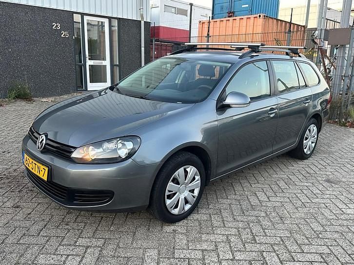 Grijs Gebruikt 2012 VW Golf VII Trendline Stationwagen | € 2.499 (Super prijs) - Afbeelding 1/4
