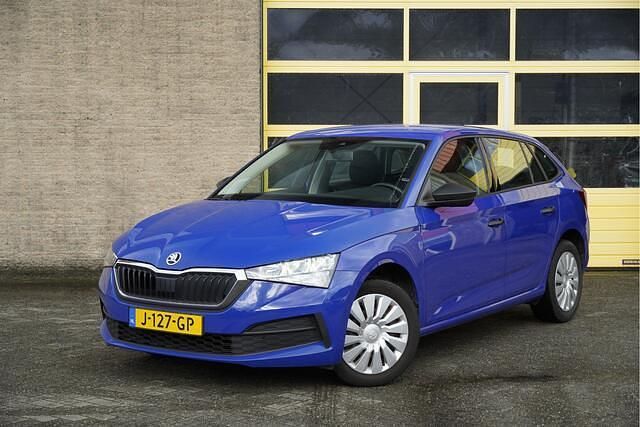 Blauw Gebruikt 2020 Skoda Scala Active Hatchback | € 10.950 (Goede deal) - Afbeelding 1/4