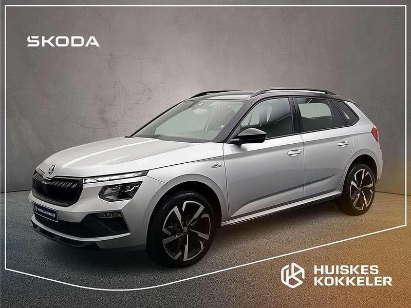 , metallic lak Nieuw 2025 Skoda Kamiq Monte Carlo SUV | € 42.837 (Iets duurder) - Afbeelding 1/4