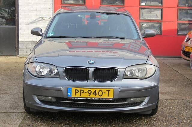 Occasion BMW 116 123 PK (90 kW) 2009 Grijs Hatchback