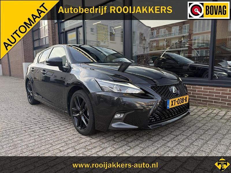 Zwart Occasion 2019 Lexus CT200h Sport Line Hatchback | € 19.950 (Eerlijke prijs) - Afbeelding 1/4