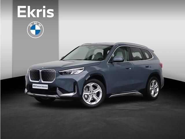 Grijs Nieuw 2025 BMW iX1 Performance SUV | € 57.246 - Afbeelding 1/4
