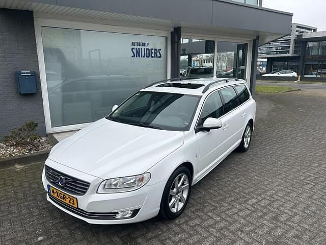 Wit Occasion 2014 Volvo V70 Stationwagen | € 8.950 (Eerlijke prijs) - Afbeelding 1/4